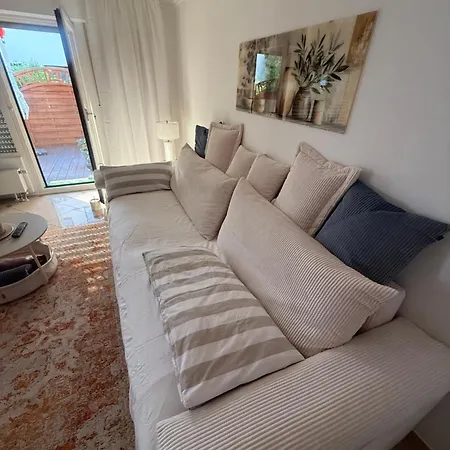 Apartment Safa *