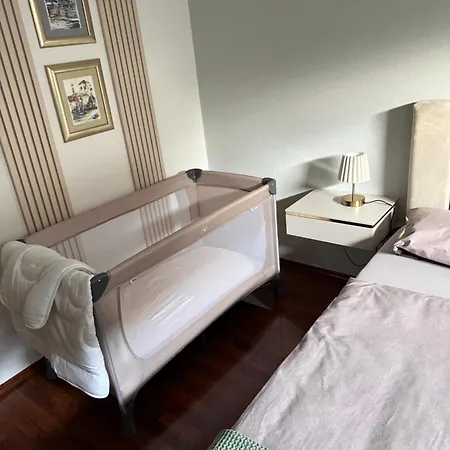Apartment Safa Hürth